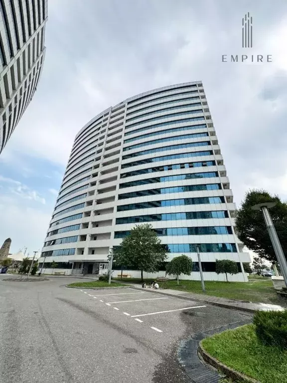 3-к кв. Чеченская республика, Грозный ул. Умара Димаева, 23 (110.0 м) - Фото 1