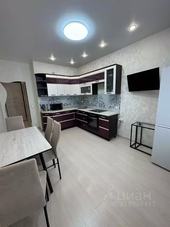 2-к кв. Иркутская область, Иркутск наб. Верхняя, 165/3 (65.0 м) - Фото 1