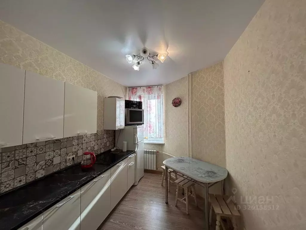 1-к кв. Нижегородская область, Нижний Новгород Вятская ул., 8 (32.0 м) - Фото 0
