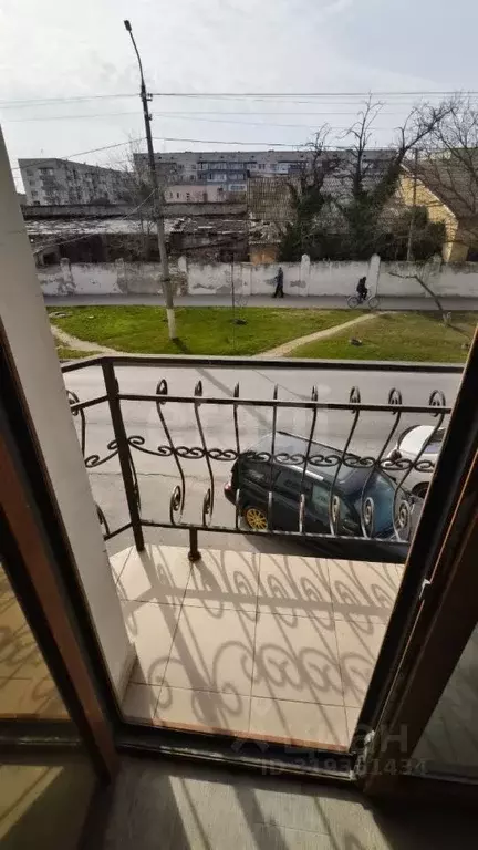 2-к кв. Крым, Евпатория ул. Дмитрия Ульянова, 68В (67.6 м) - Фото 0
