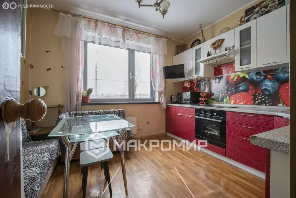 4-комнатная квартира: Москва, улица Маршала Кожедуба, 14 (90.6 м) - Фото 1