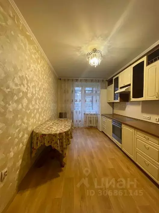 2-к кв. Татарстан, Казань ул. Баки Урманче, 8 (76.0 м) - Фото 0