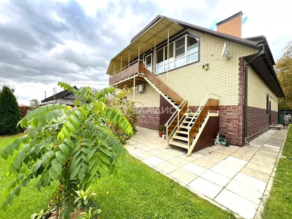 Таунхаус в Калужская область, Малоярославецкий муниципальный округ, с. ... - Фото 1