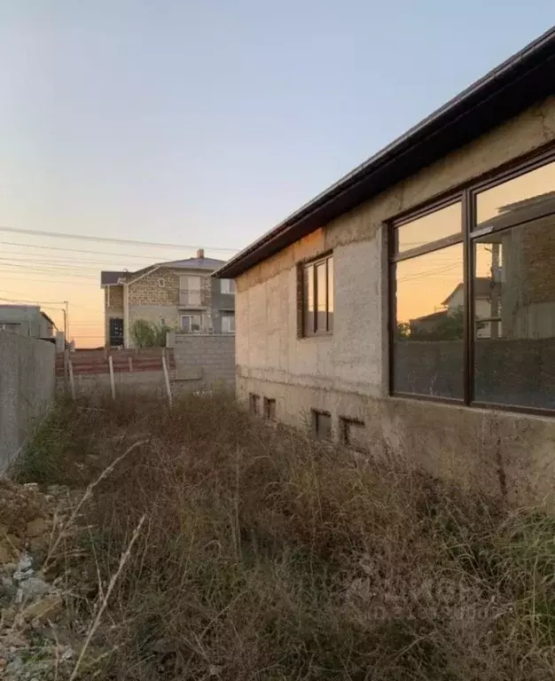 Дом в Крым, Евпатория Спутник-2 мкр, ул. Степная, 22 (268 м) - Фото 1