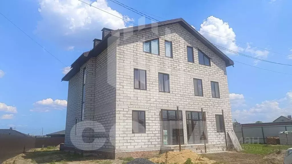 Таунхаус в Воронежская область, Семилуки Боярская ул., 13 (272 м) - Фото 2
