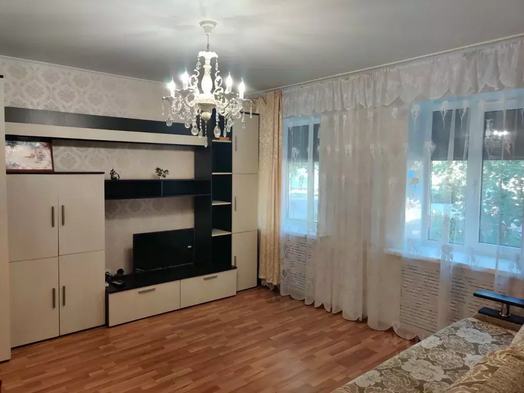 Дом в Краснодарский край, Ейск ул. Калинина (50 м) - Фото 0