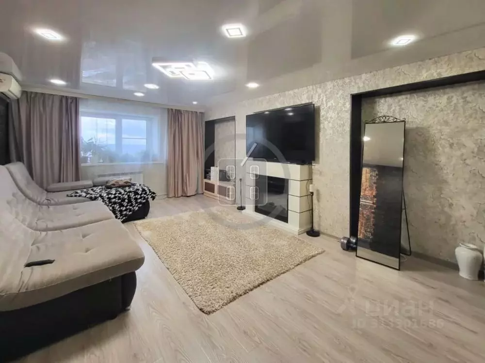 3-к кв. Калужская область, Калуга ул. Гурьянова, 18к2 (92.0 м) - Фото 1