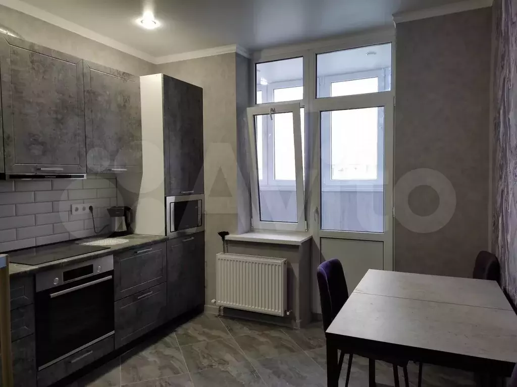 1-к. квартира, 46 м, 2/19 эт. - Фото 1