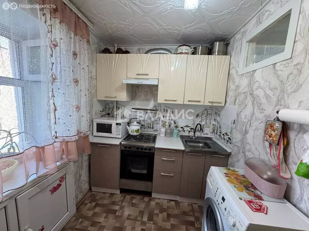 3-комнатная квартира: Стерлитамак, Коммунистическая улица, 24 (57 м) - Фото 1