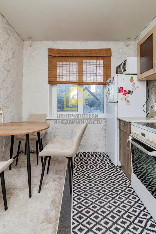 3-к кв. Челябинская область, Челябинск ул. Чичерина, 2 (65.7 м) - Фото 2