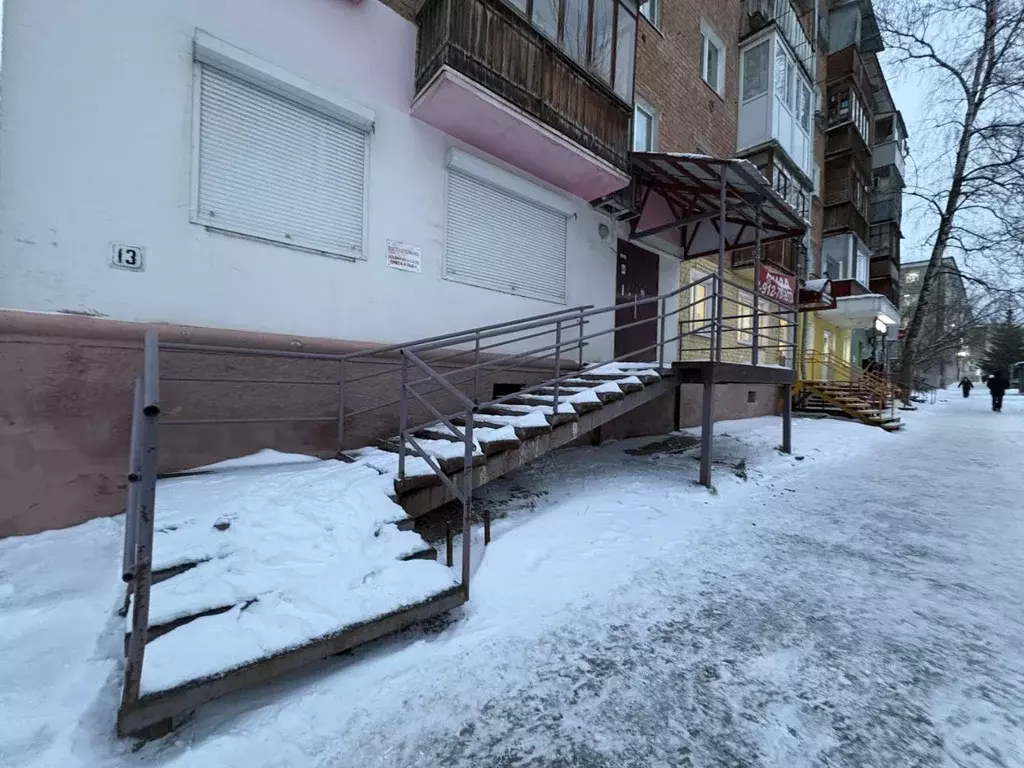 Помещение свободного назначения в Пермский край, Пермь ул. Космонавта ... - Фото 1