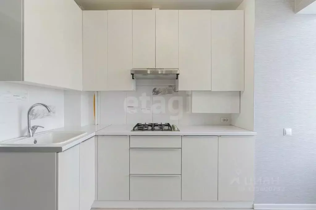 1-к кв. Крым, Симферополь ул. Луговая (31.0 м) - Фото 2