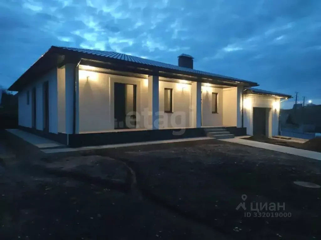 Дом в Башкортостан, Октябрьский ул. Радужное кольцо, 15 (190 м) - Фото 1