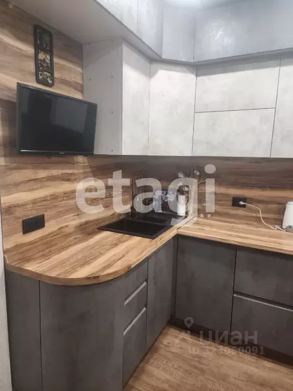 3-к кв. Красноярский край, Красноярск 9 Мая ул., 40А (68.0 м) - Фото 1