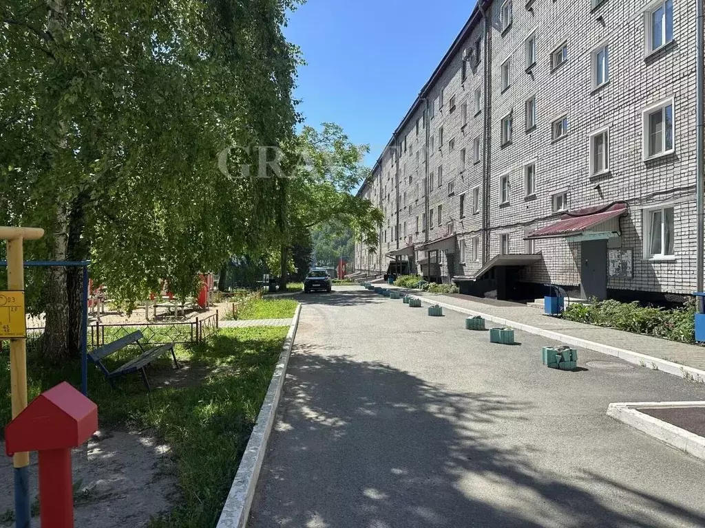 3-к кв. Алтай, Горно-Алтайск Коммунистический просп., 56 (59.2 м) - Фото 1