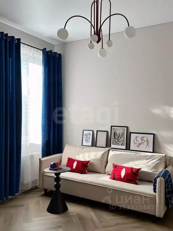 2-к кв. Красноярский край, Красноярск ул. Петра Ломако, 6 (51.3 м) - Фото 0