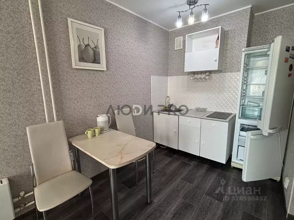 Студия Алтайский край, Барнаул Балтийская ул., 104 (25.0 м) - Фото 2