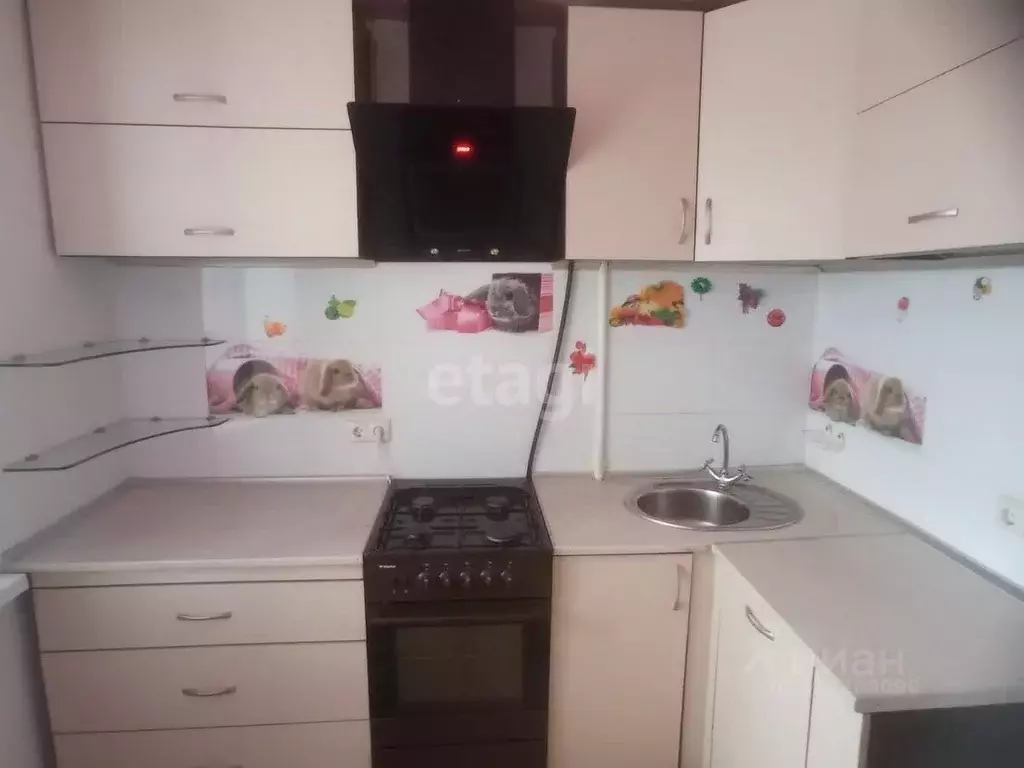 2-к кв. Свердловская область, Екатеринбург ул. Косарева, 11 (52.3 м) - Фото 1
