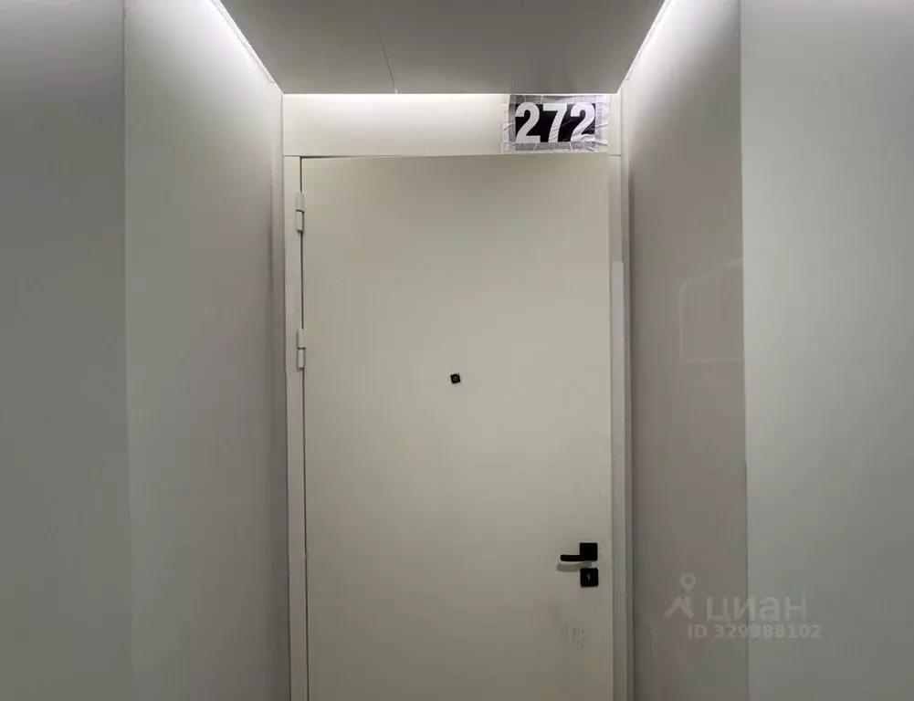 2-к кв. Москва ул. Светланова, 11к2 (89.8 м) - Фото 1