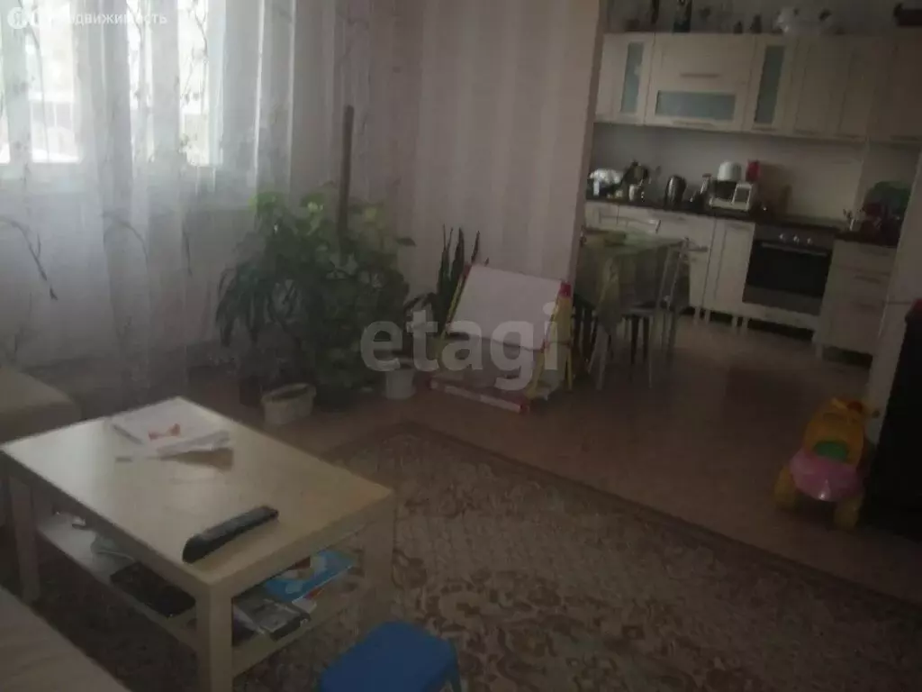 3-комнатная квартира: Иркутск, улица Багратиона, 55 (71 м) - Фото 2