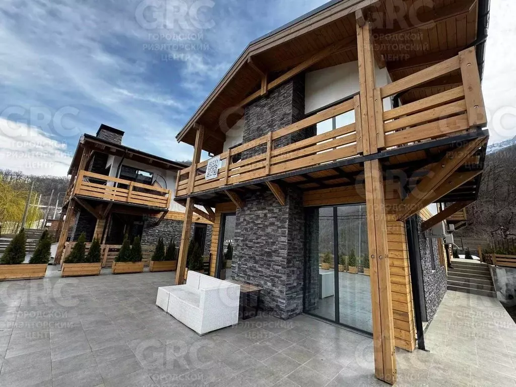 Дом в Краснодарский край, Сочи с. Эстосадок, ул. Дубравная (220 м) - Фото 2