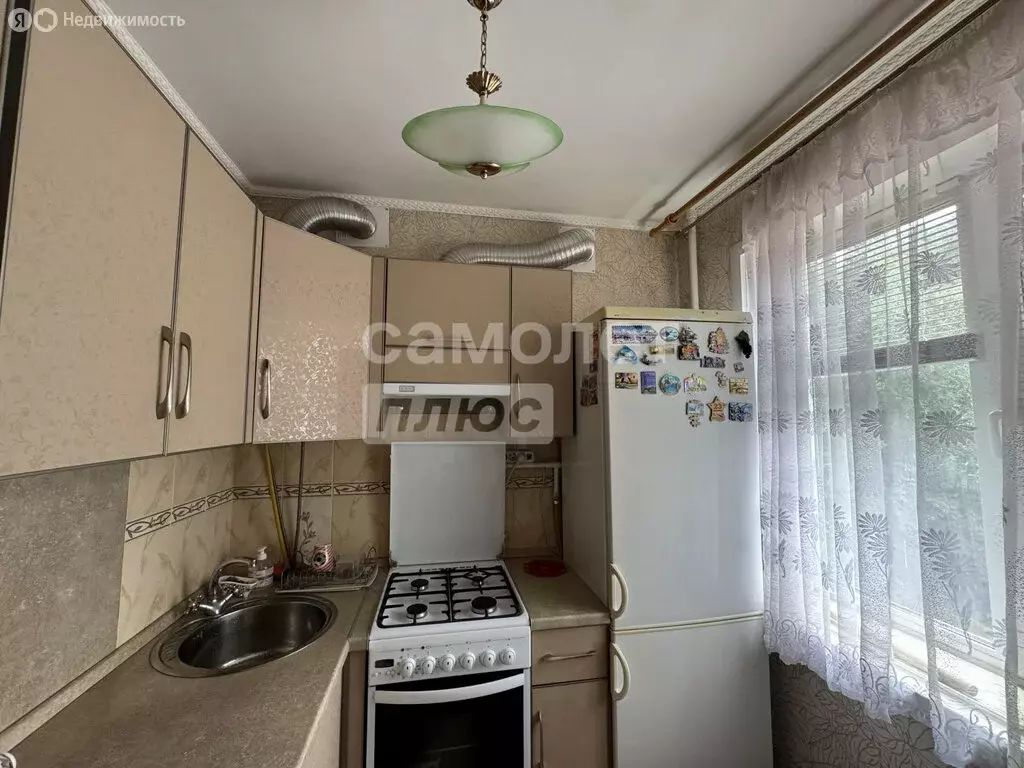 2-комнатная квартира: Брянск, Фокинский район, улица Коммунаров, 4 ... - Фото 1