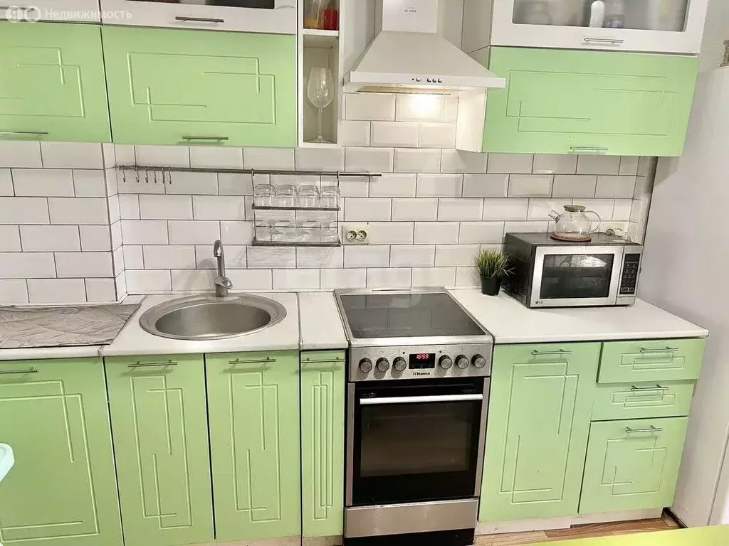 2-комнатная квартира: Воронеж, улица Академика Конопатова, 13 (62.4 м) - Фото 2