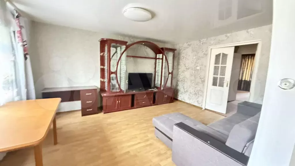 4-к. квартира, 76 м, 5/5 эт. - Фото 1