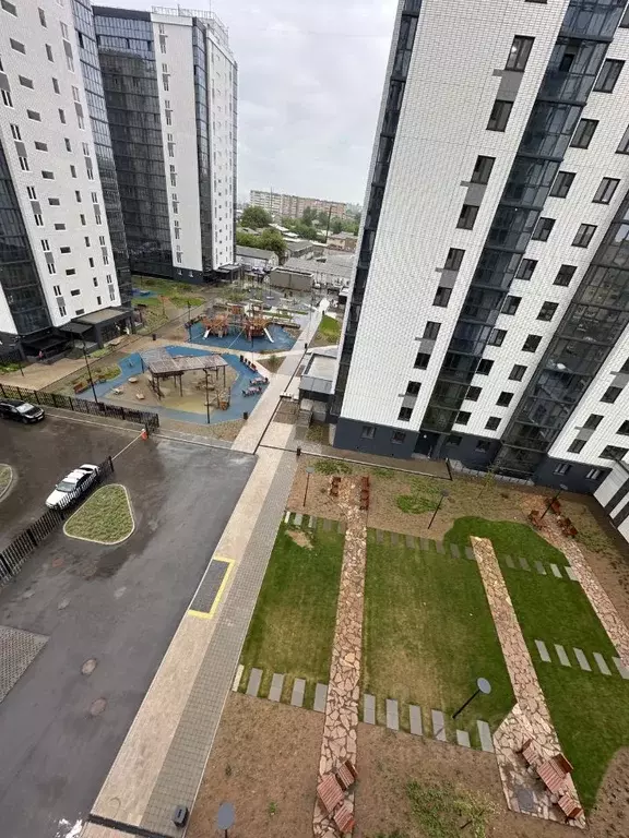 2-к кв. Красноярский край, Красноярск ул. Спандаряна, 1 (54.4 м) - Фото 2