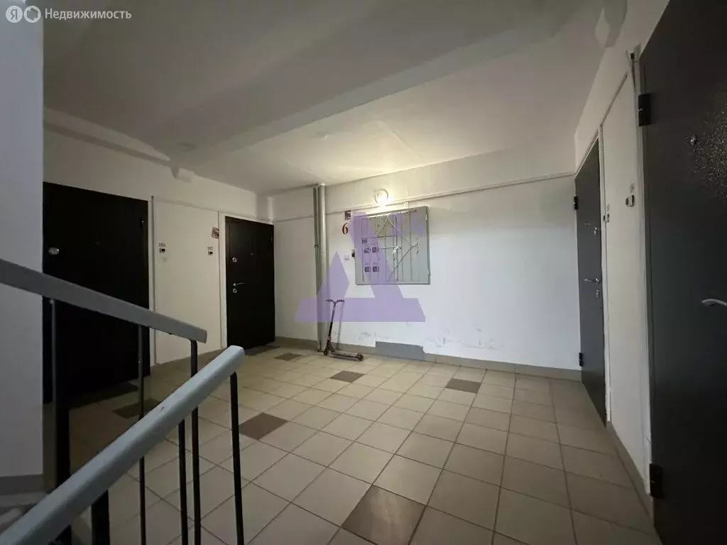 3-комнатная квартира: Барнаул, Южный Власихинский проезд, 32 (79.56 м) - Фото 2