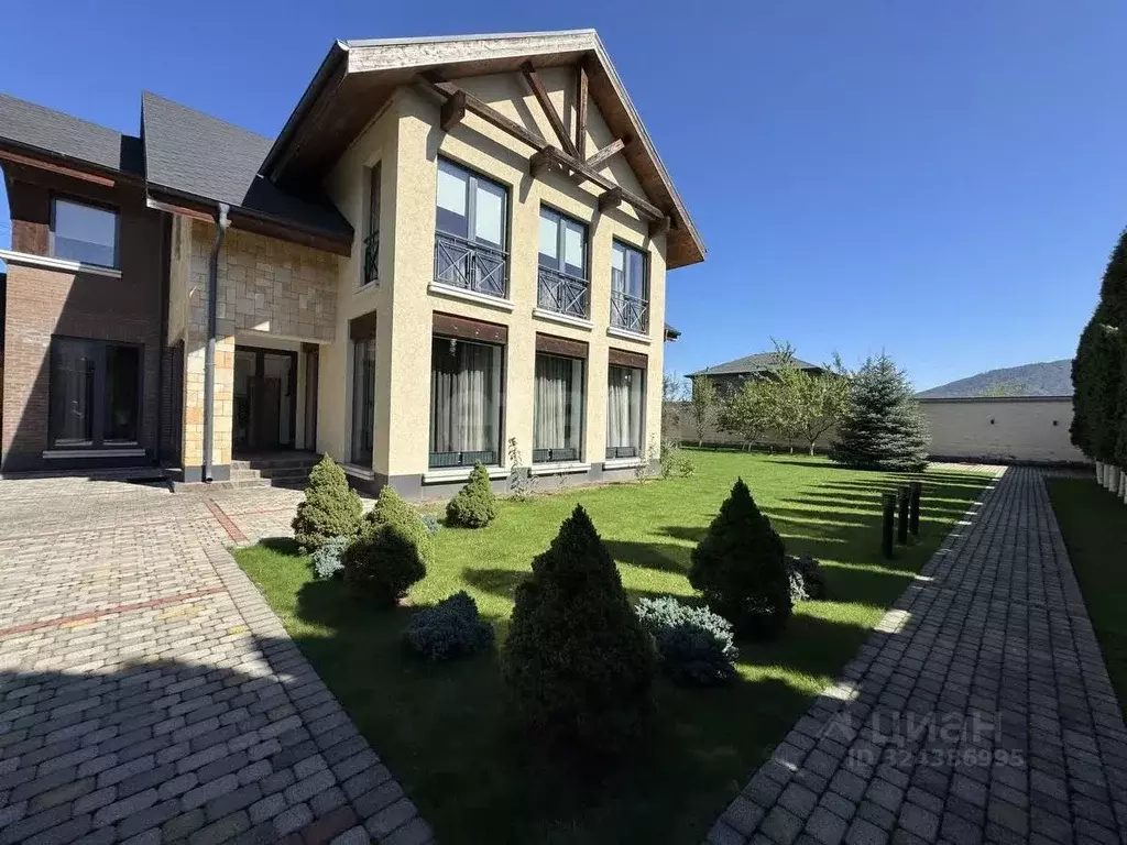 Дом в Северная Осетия, Владикавказ просп. Коста, 12А (420 м) - Фото 2