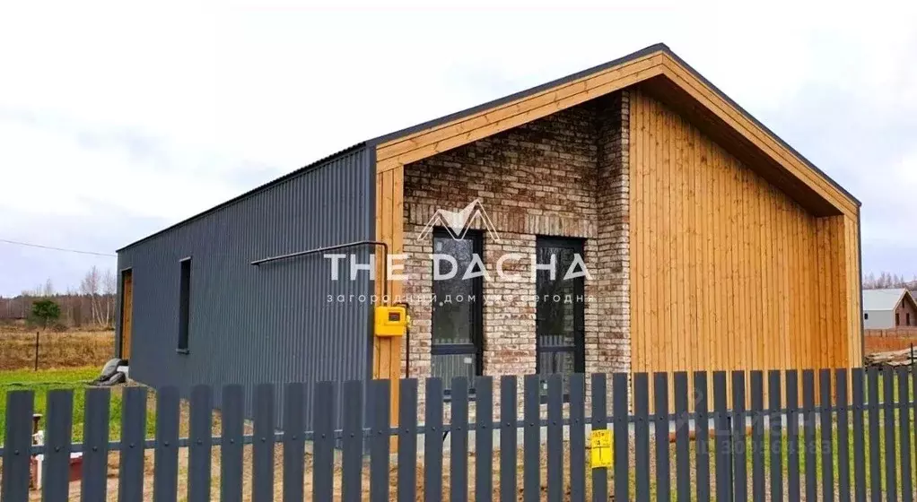 Дом в Калужская область, Малоярославецкий муниципальный округ, с. ... - Фото 1