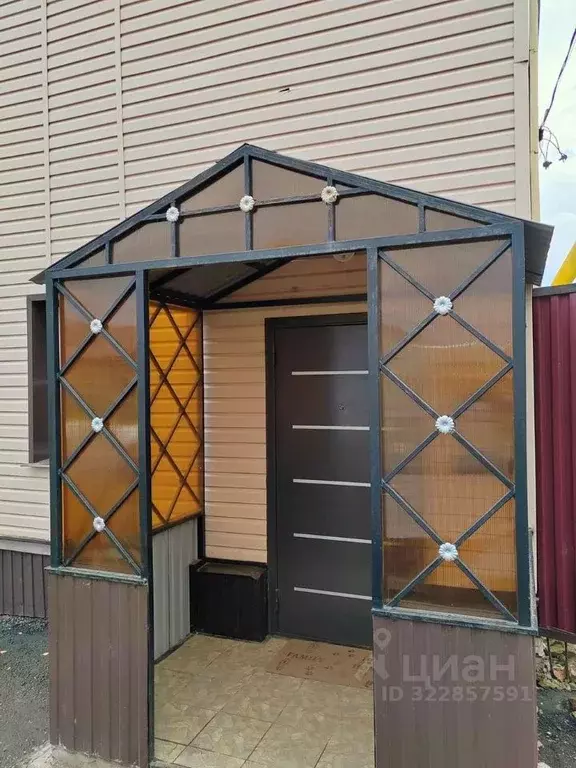 Дом в Оренбургская область, Бузулук ул. Тургенева, 10 (90 м) - Фото 1