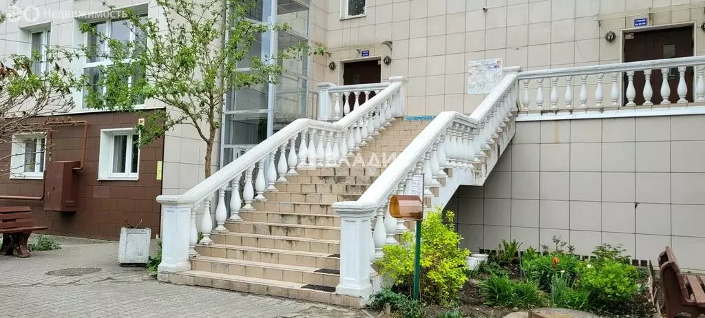 1-комнатная квартира: Калининград, улица Юрия Гагарина, 16Б (46 м) - Фото 1