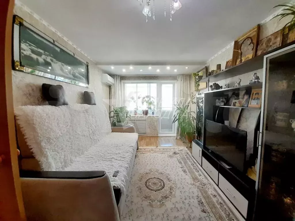 2-к. квартира, 42,5 м, 5/5 эт. - Фото 0