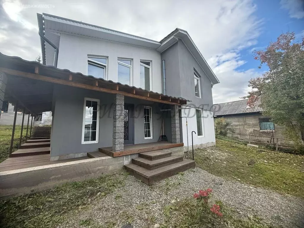 Дом в Горно-Алтайск, Колхозная улица, 5 (123 м) - Фото 1