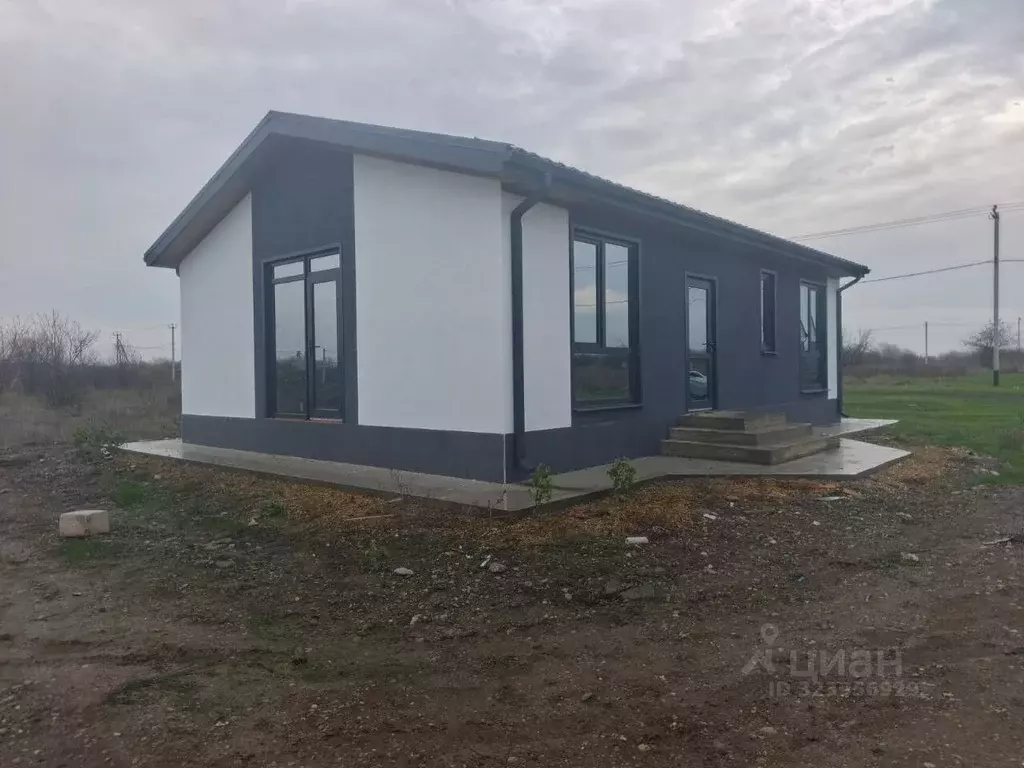 Дом в Краснодарский край, Северский район, Афипское городское ... - Фото 1