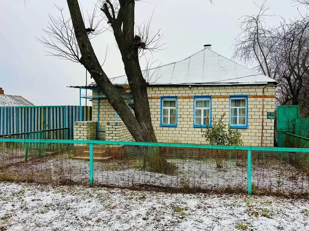 Дом в Курская область, Курский район, Щетинский сельсовет, д. ... - Фото 0