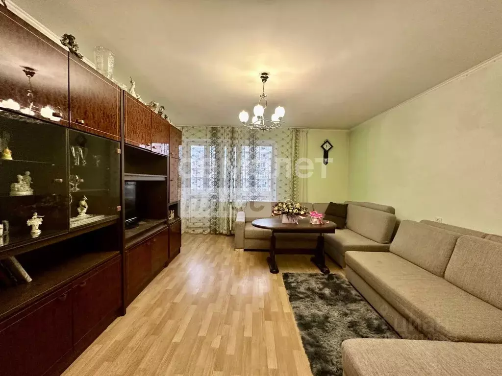 3-к кв. Калининградская область, Калининград Московский просп., 33 ... - Фото 1