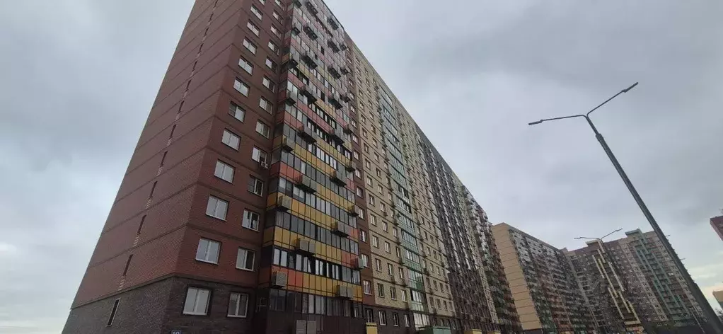 2-к кв. Московская область, Люберцы городской округ, Мирный пгт ул. ... - Фото 1