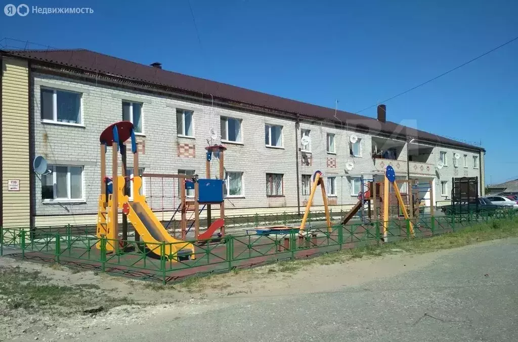2-комнатная квартира: Тюменская область, Заводоуковский муниципальный ... - Фото 0