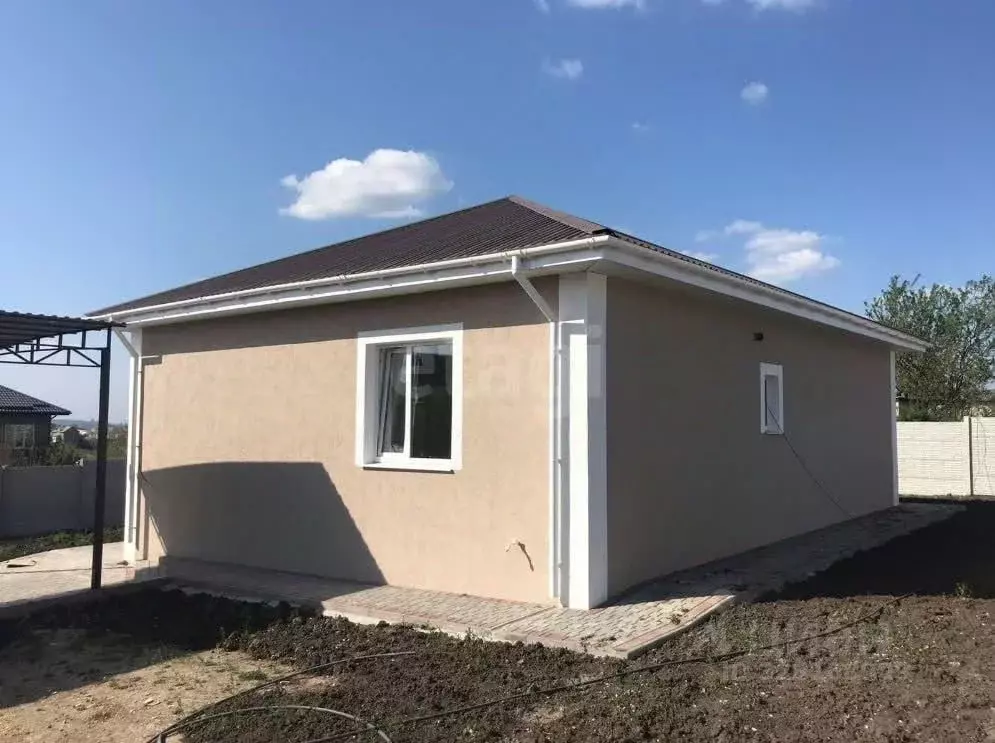 Дом в Крым, Симферопольский район, с. Доброе ул. Яшлык (100 м) - Фото 1