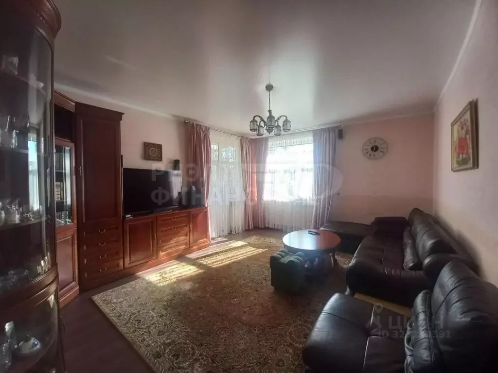 Дом в Калининградская область, Калининград ул. Серова (227 м) - Фото 2