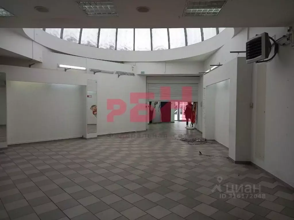 Торговая площадь в Ростовская область, Шахты пер. Красный Шахтер, 74Б ... - Фото 1