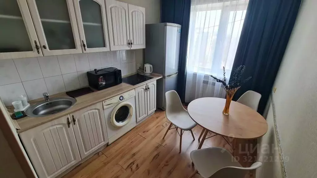 1-к кв. Приморский край, Владивосток ул. Кирова, 25 (32.0 м) - Фото 0