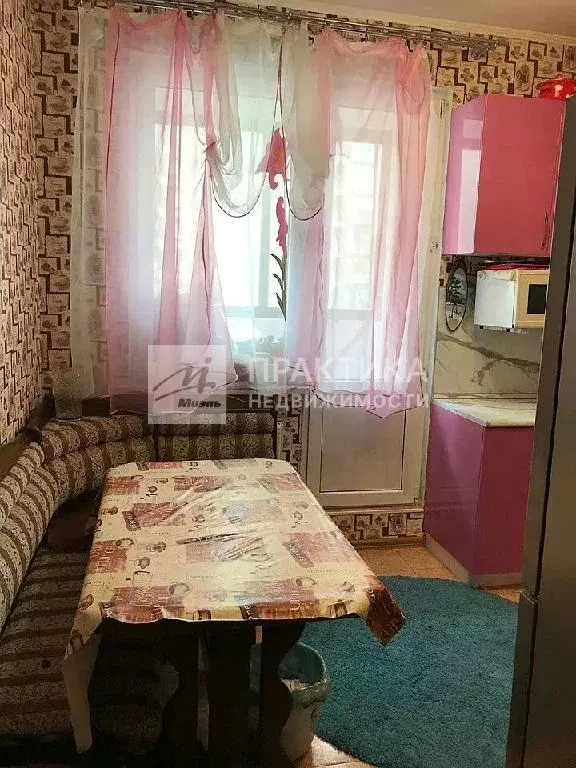 Продается 2-комнатная квартира - Фото 1