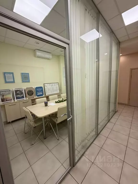 Офис в Татарстан, Казань просп. Альберта Камалеева, 34А (157 м) - Фото 2