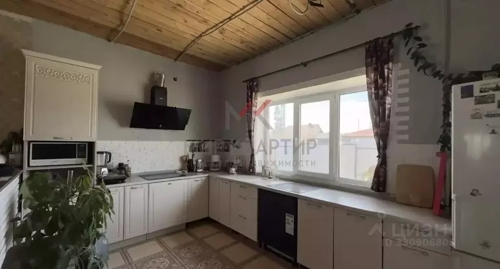 Дом в Хакасия, Усть-Абаканский район, с. Калинино ул. Ленина, 6 (210 ... - Фото 2
