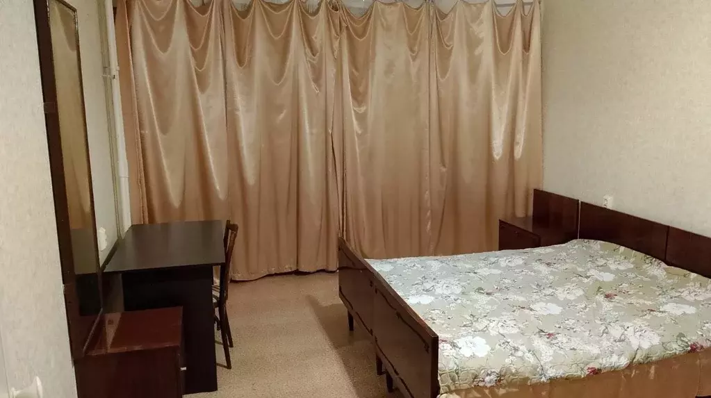 Комната Нижегородская область, Нижний Новгород ул. Родионова, 165к8 ... - Фото 0