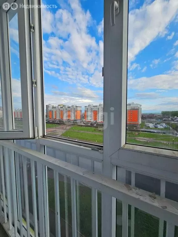 Квартира-студия: Стерлитамак, проспект Октября, 48 (29.4 м) - Фото 1
